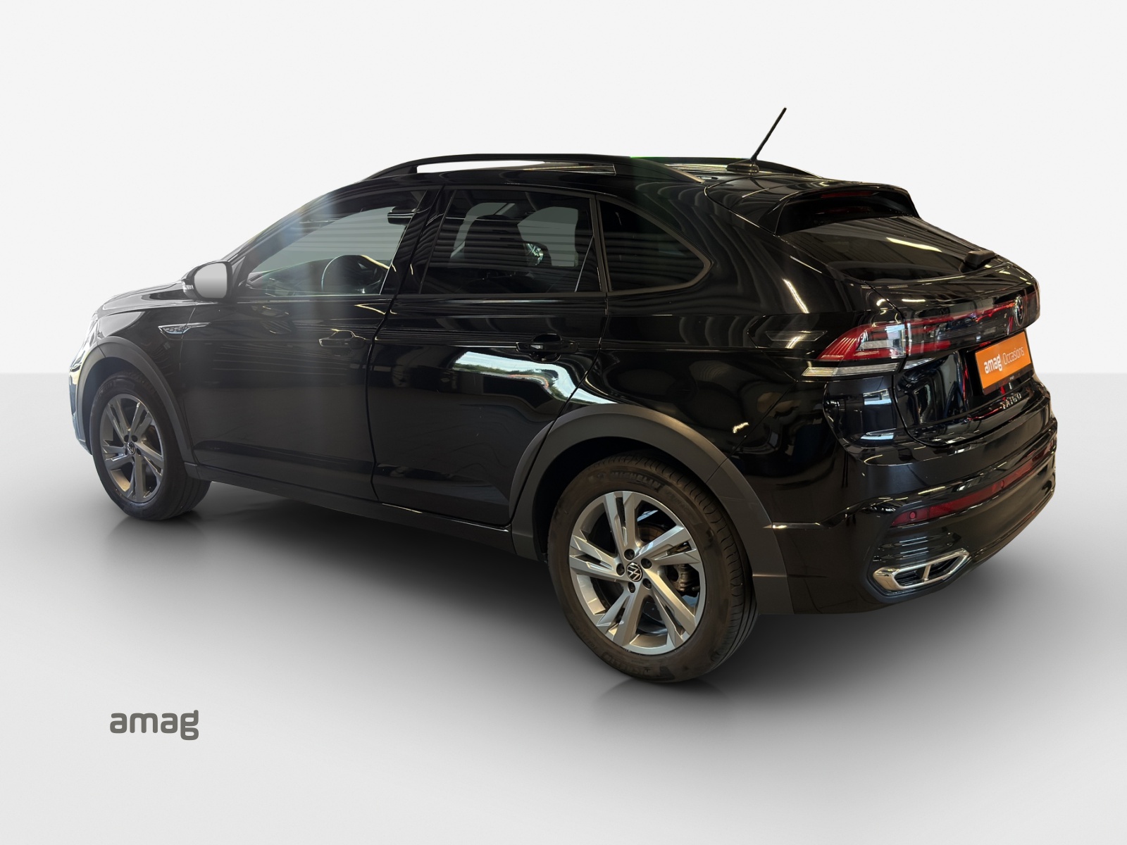 VW Taigo 1.0 TSI R-Line DSG-image-2