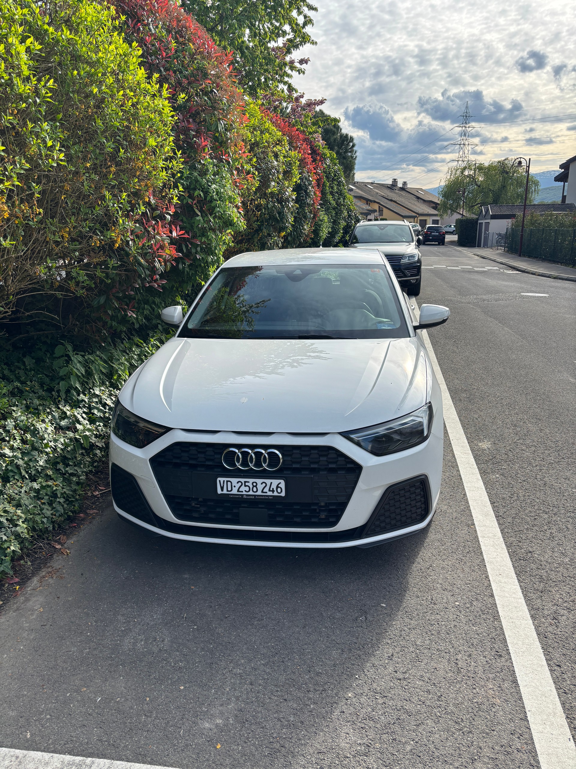 AUDI 1.0 30 TFSI Attraction S-Tronic-image-2