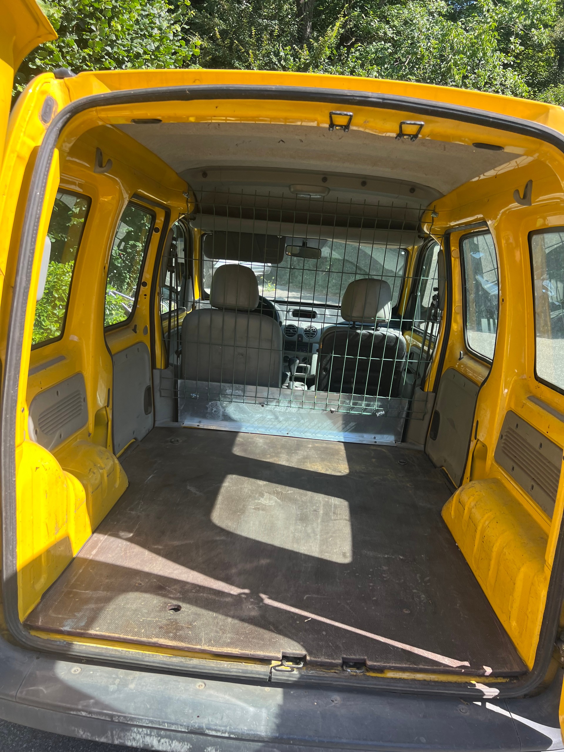 RENAULT Kangoo 1.6 16V A-image-14