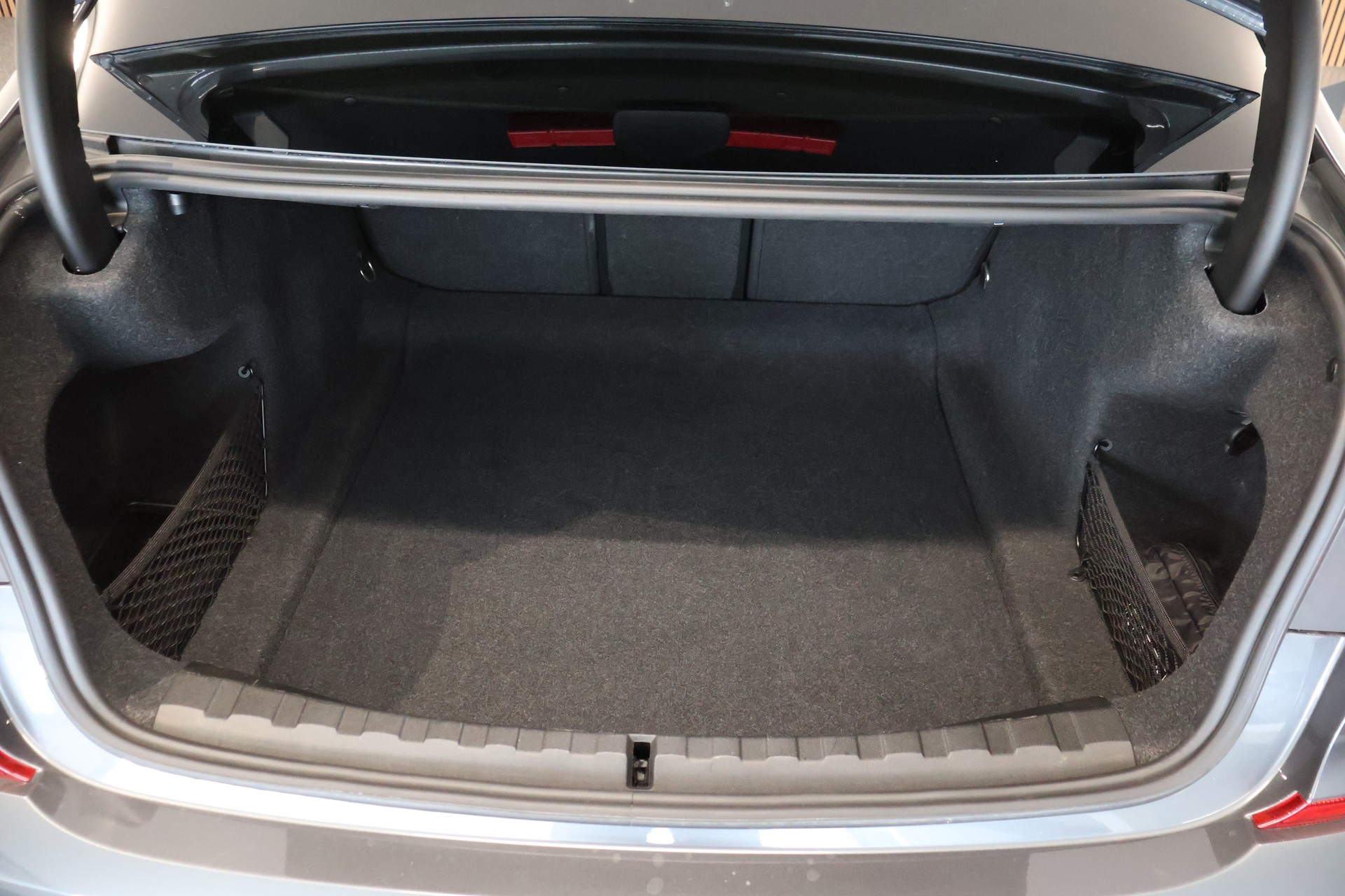 BMW M340i xDrive 48V Steptronic-image-12