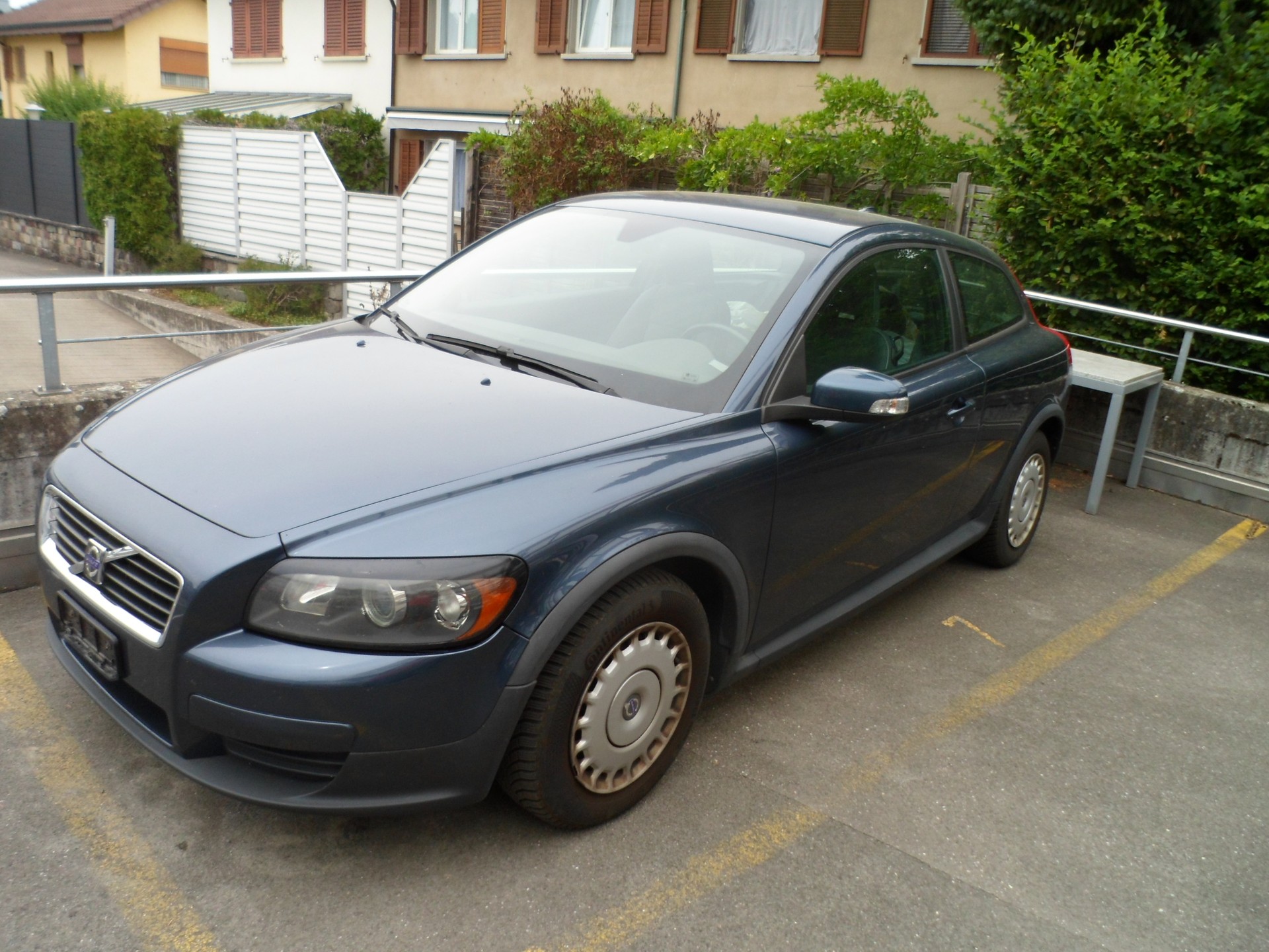 VOLVO C30 1.8 FlexiFuel Momentum-image-2