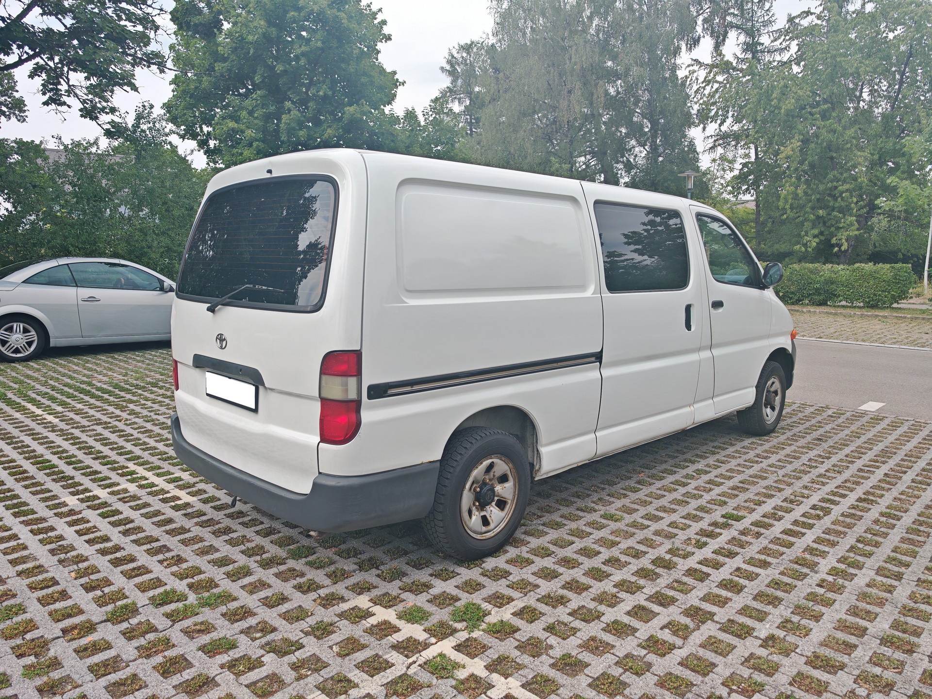 TOYOTA 2.5 D-4D 4x4 LWB-image-5