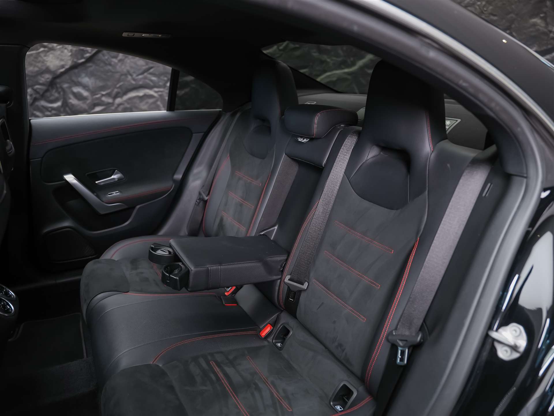 MERCEDES-BENZ CLA 220 AMG Line 7G-DCT 4Matic *Panorama*Standheizung*El. Sitze mit Memory*-image-13