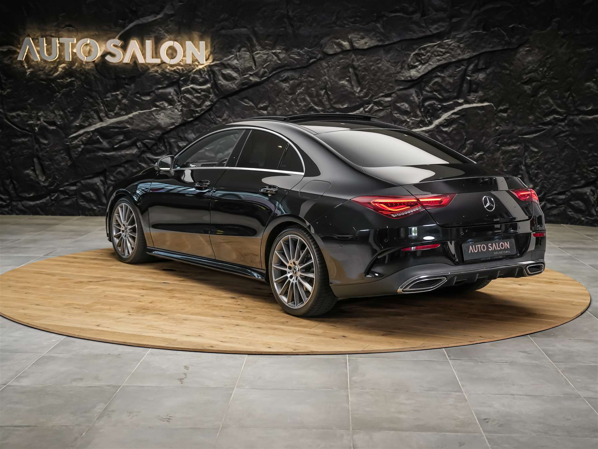 MERCEDES-BENZ CLA 220 AMG Line 7G-DCT 4Matic *Panorama*Standheizung*El. Sitze mit Memory*-showroom-element-2
