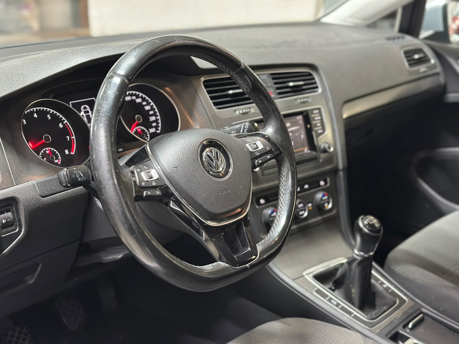 VW Golf 1.4 TSI Comfortline-image-12