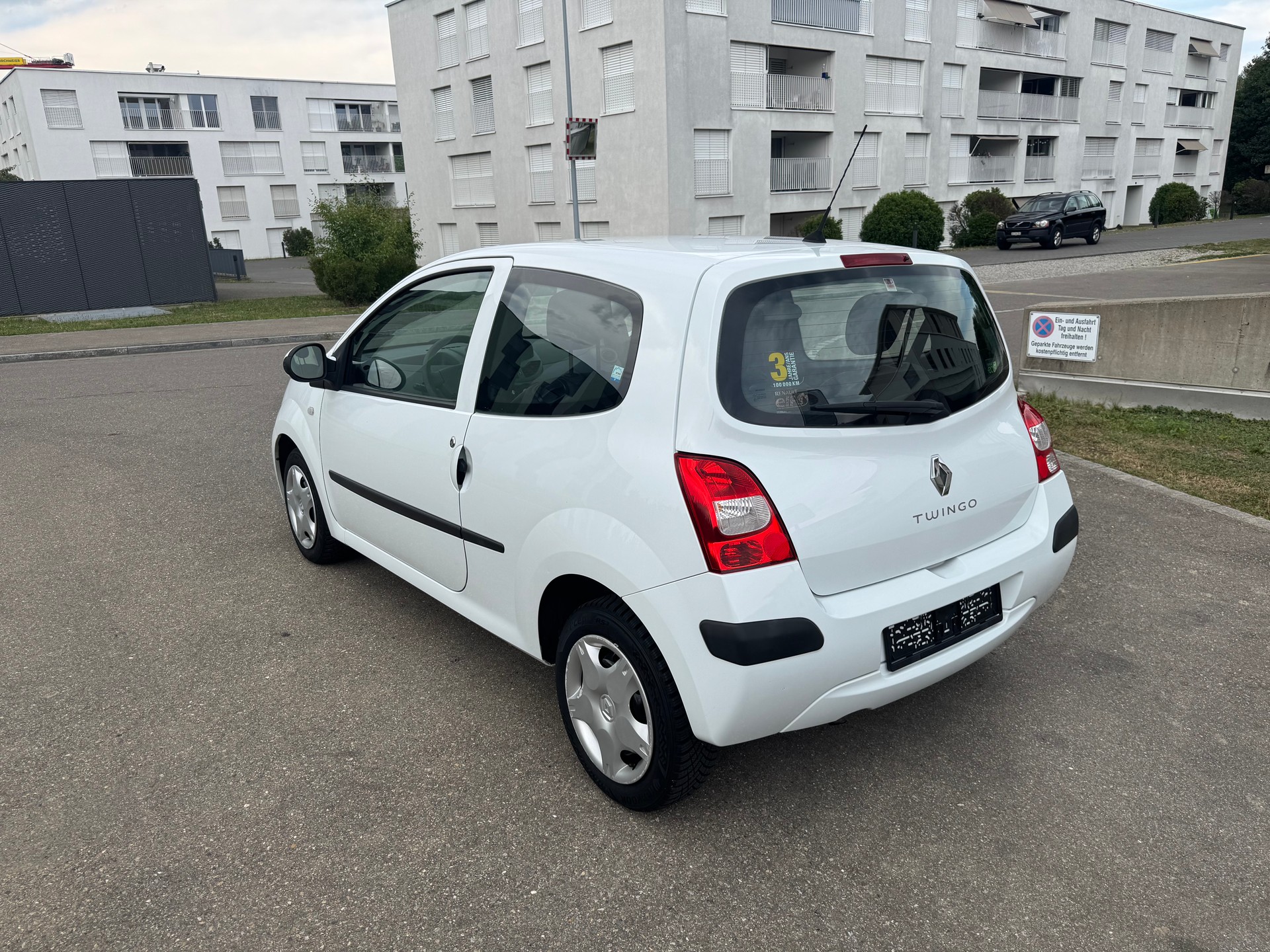 RENAULT Twingo 1.2 Authentique-image-3