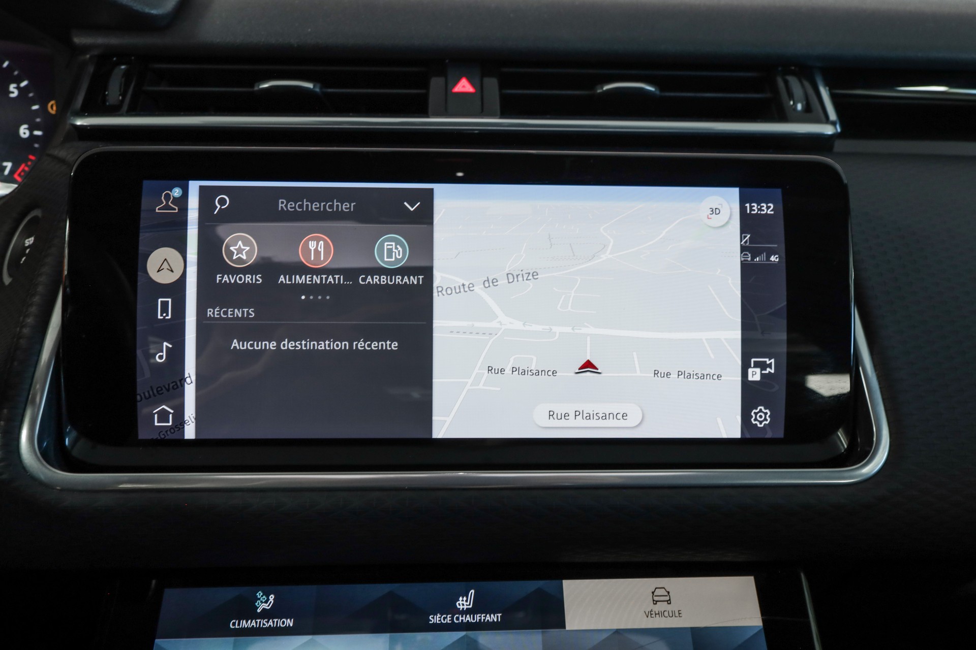 LAND ROVER Range Rover Velar R-Dynamic P 250 SE Automatic-image-13