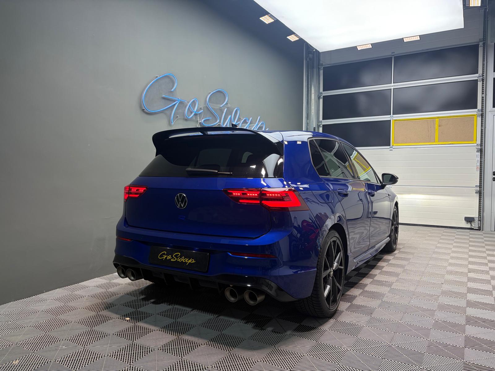 VW Golf 2.0 TSI R DSG 4Motion R 20 Years - Akrapovic-showroom-element-2