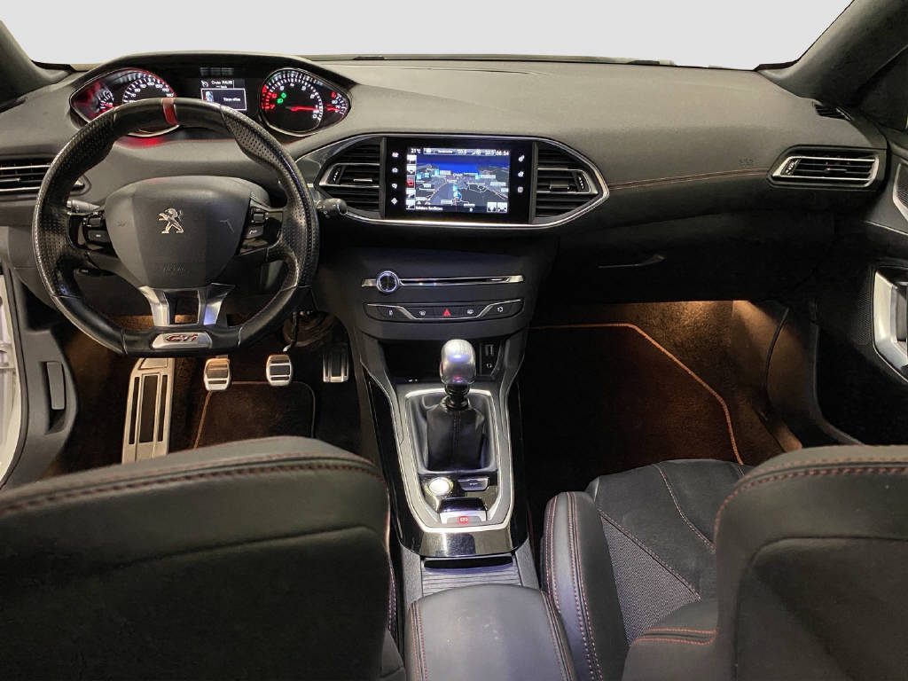 PEUGEOT 308 1.6 THP GTi-image-10