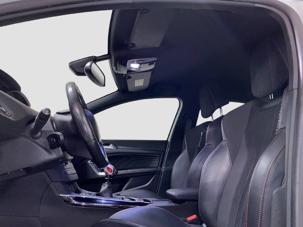 PEUGEOT 308 1.6 THP GTi-image-6