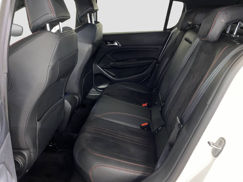 PEUGEOT 308 1.6 THP GTi-image-12
