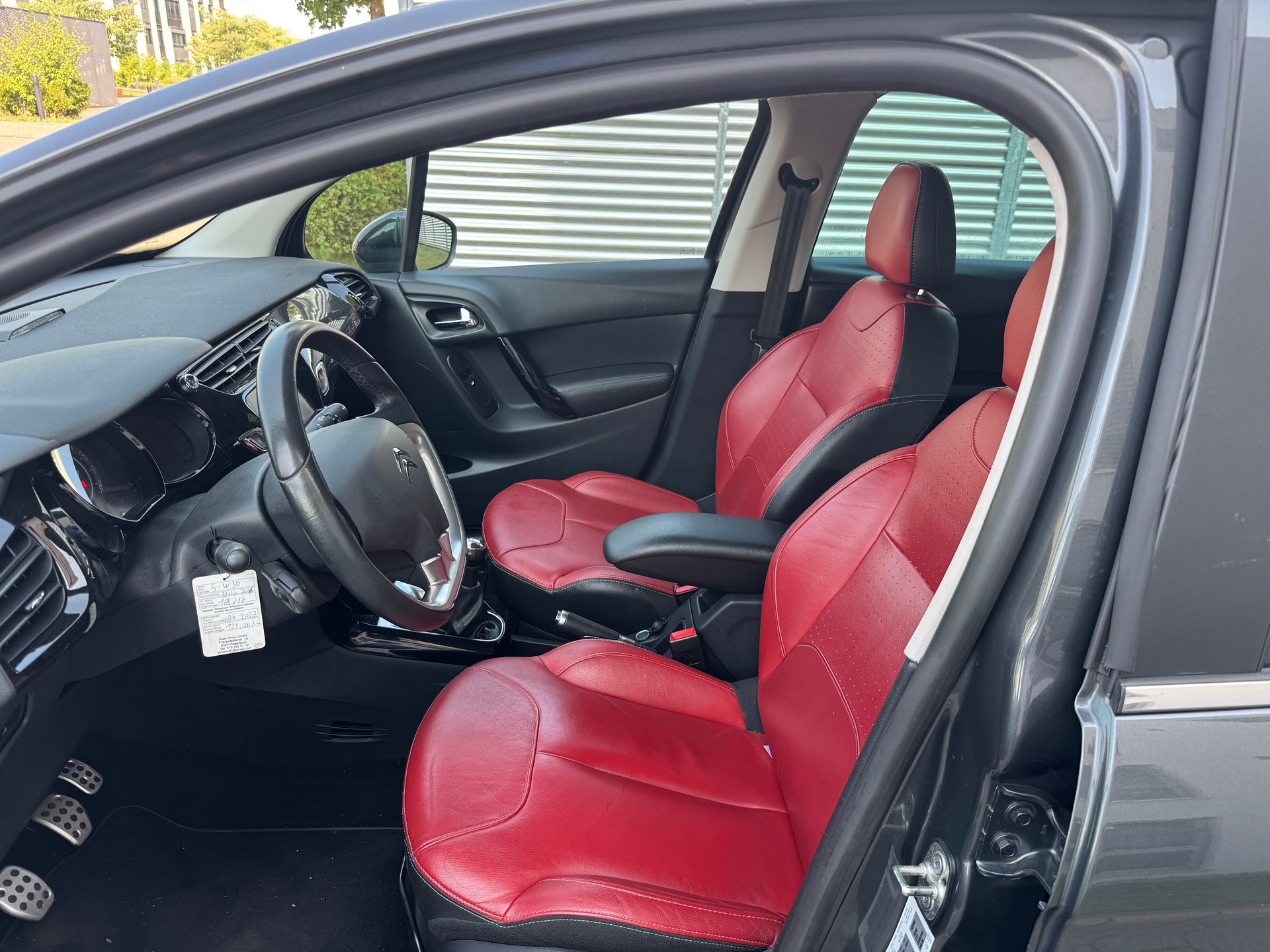 CITROEN C3 1.6i 16V Red Block-image-11