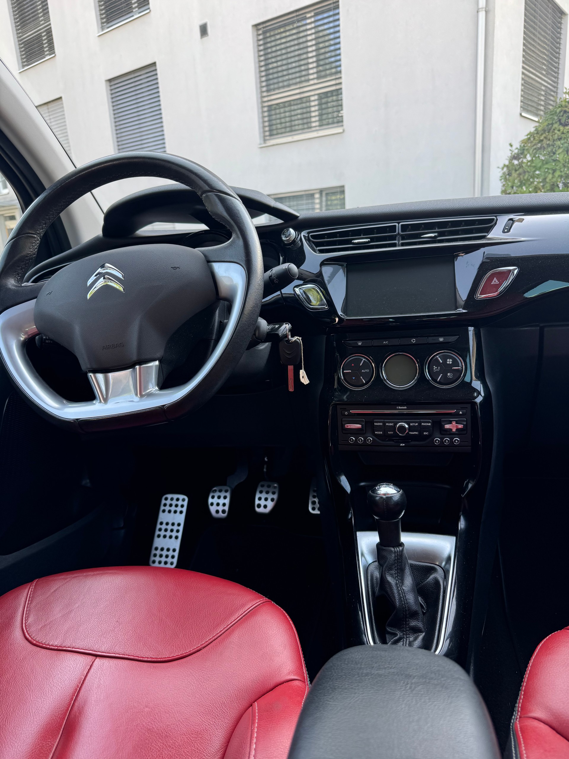 CITROEN C3 1.6i 16V Red Block-image-7