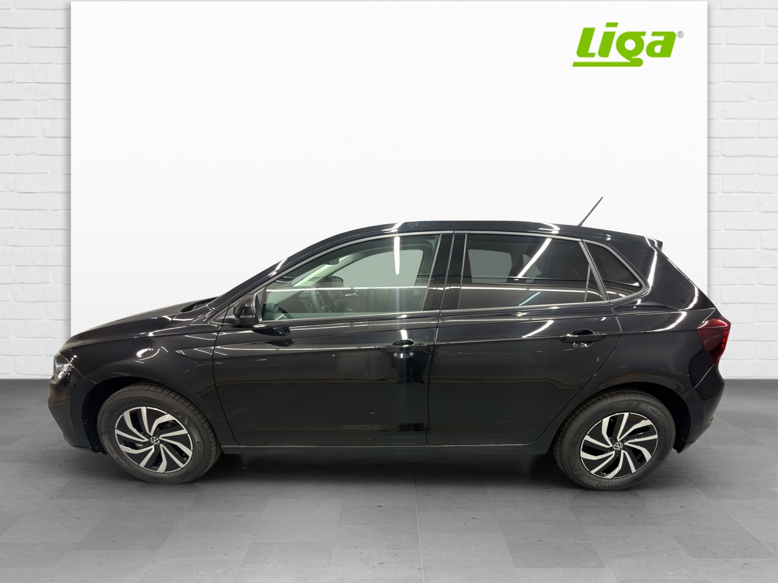 VW Polo 1.0 TSI Life DSG-image-2