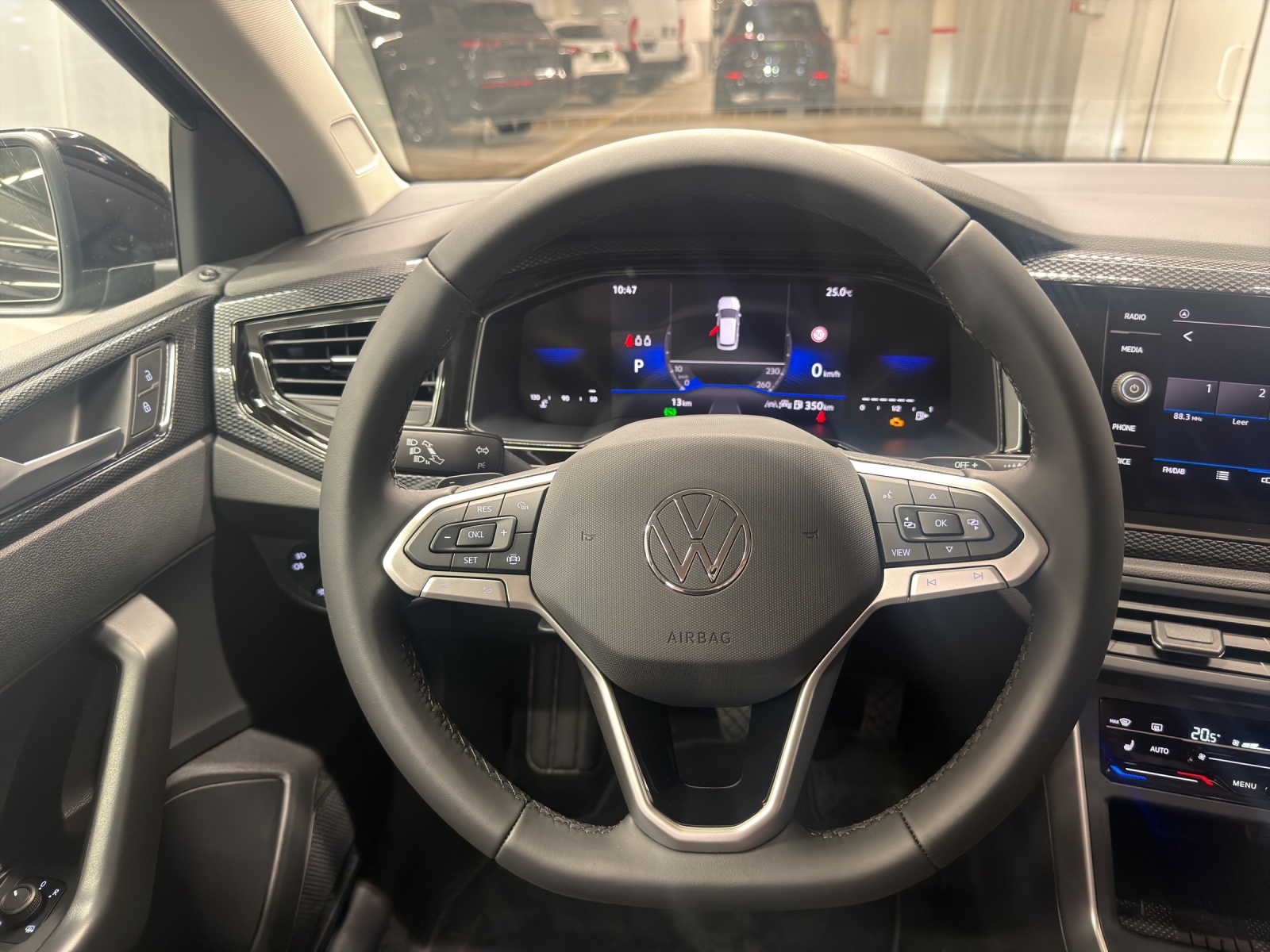 VW Polo 1.0 TSI Life DSG-image-12