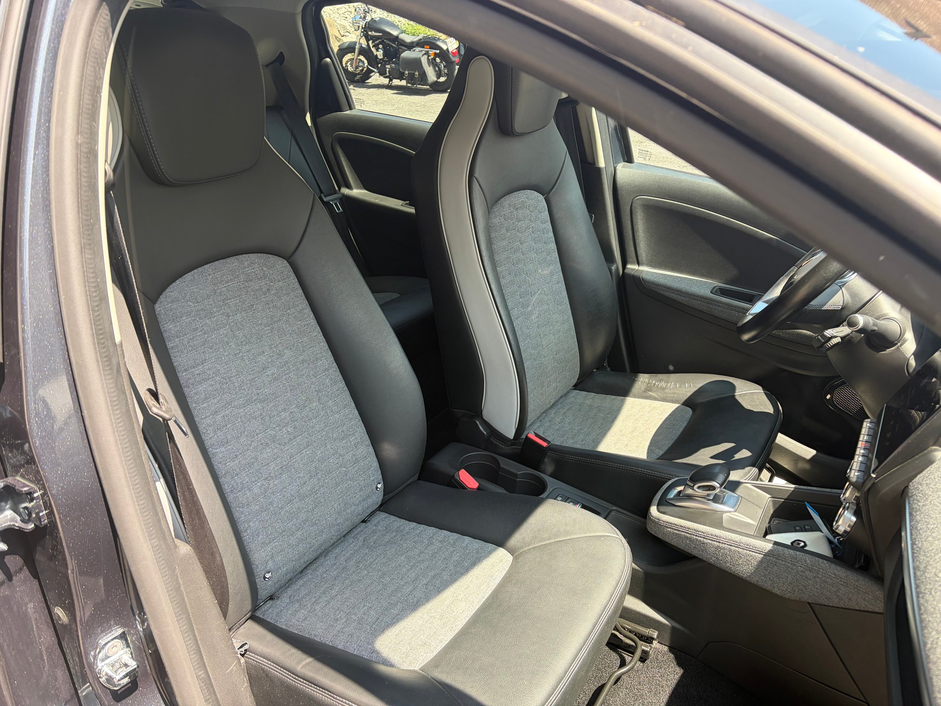 RENAULT Zoe Intens R135 (incl. Batterie)-image-8