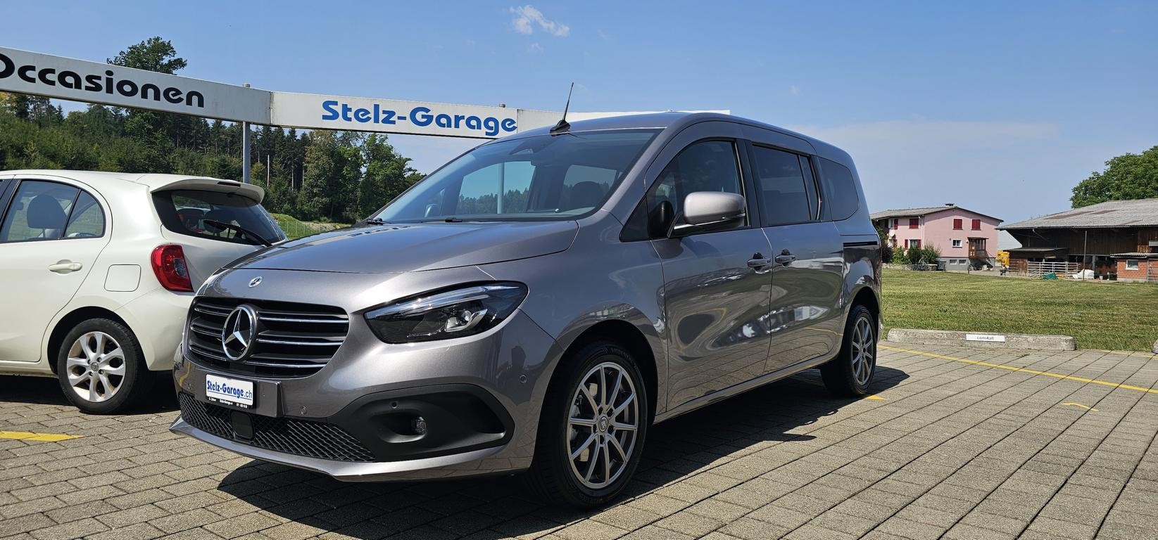 MERCEDES-BENZ T-Klasse 180 Progressive Automat Lang-image-1