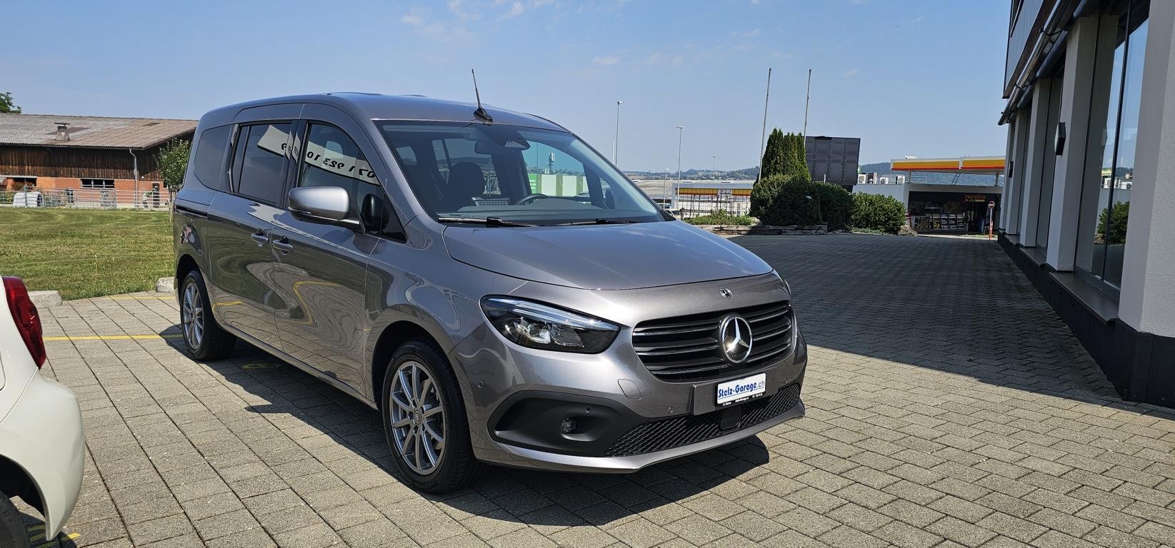 MERCEDES-BENZ T-Klasse 180 Progressive Automat Lang-image-2