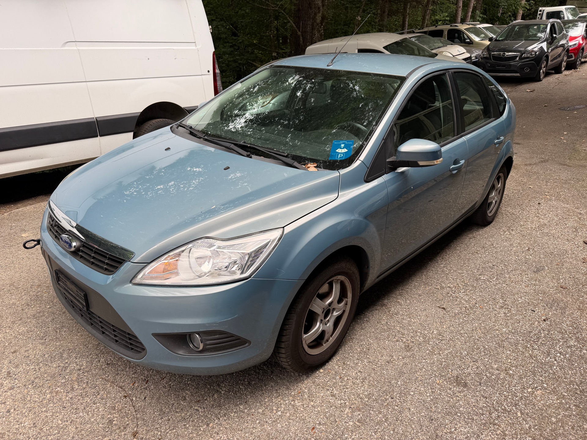 FORD Focus 1.8i Flexifuel Ambiente-image-0