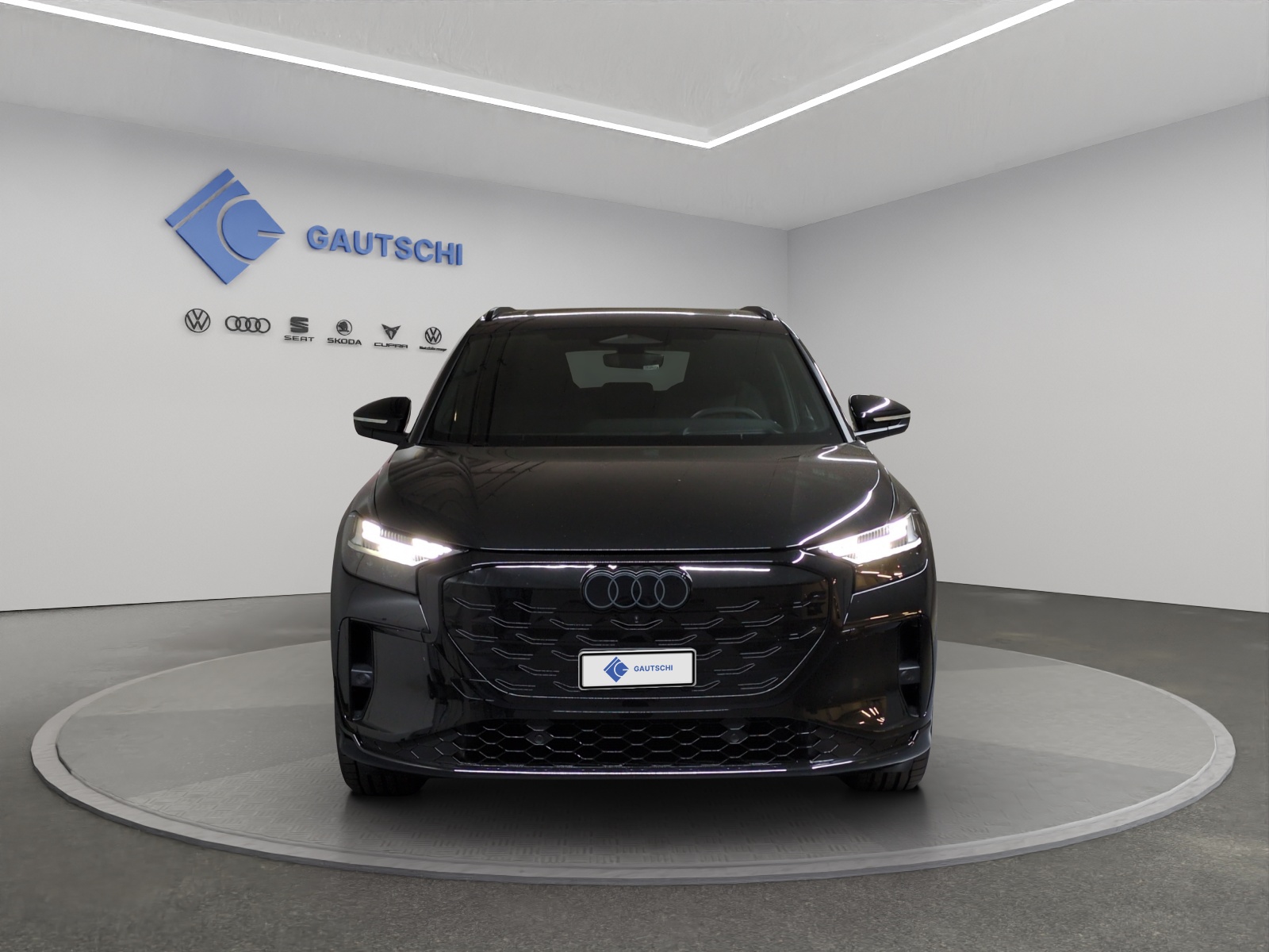 AUDI Q4 e-tron SUV quattro performance-image-4