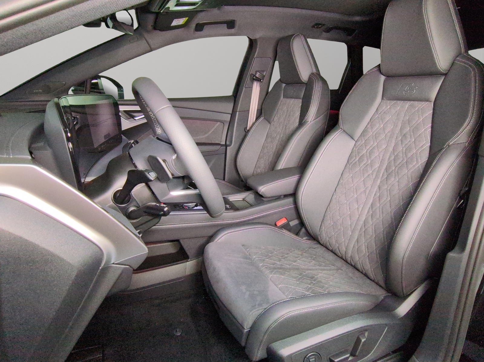 AUDI Q4 e-tron SUV quattro performance-image-5
