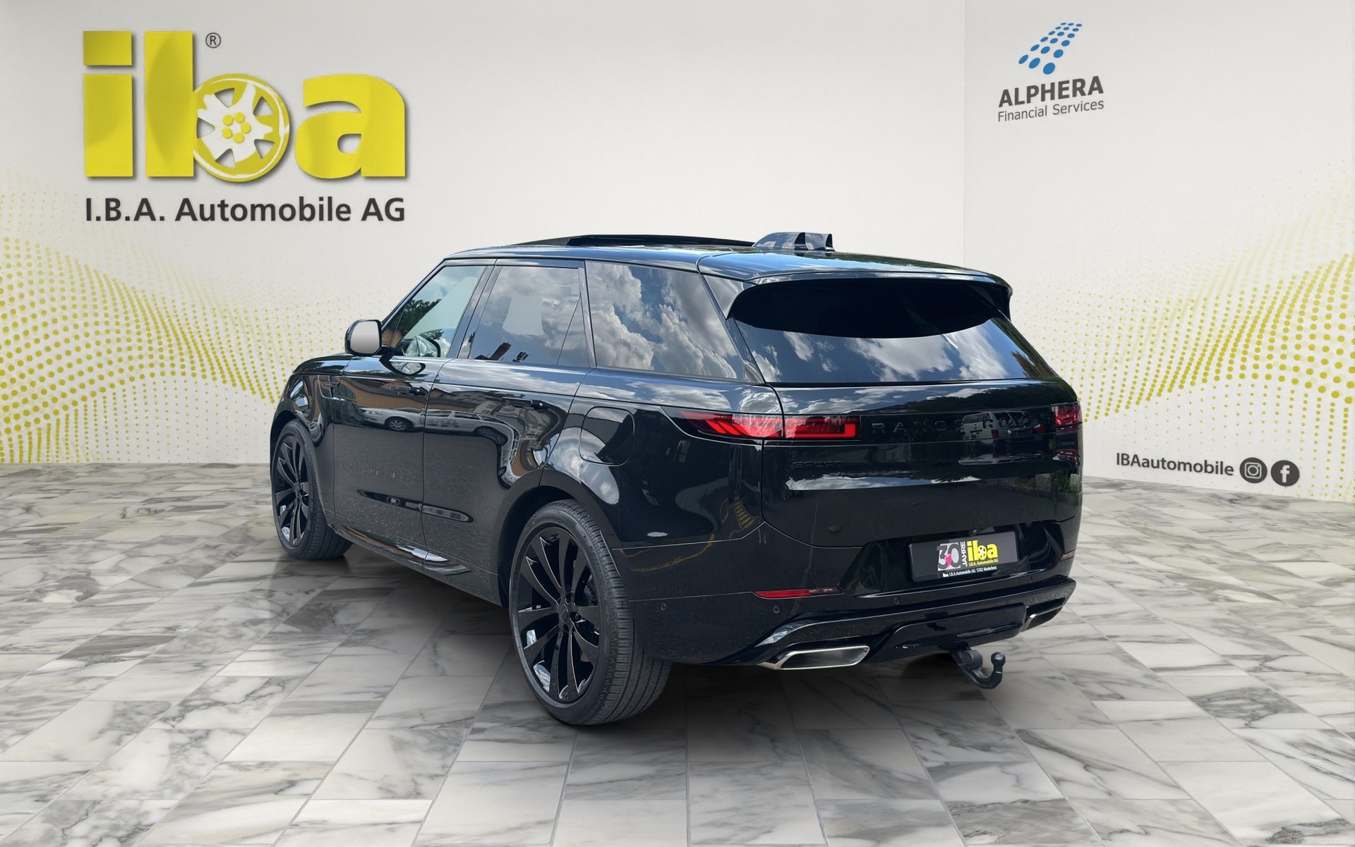 LAND ROVER RR Sport P550e Autobigraphy Black Pack 4x4 AHK-image-2