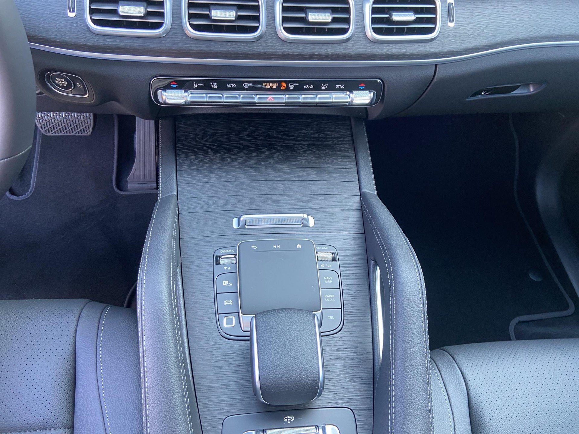 MERCEDES-BENZ GLE 300 d AMG Line 4matic-image-22