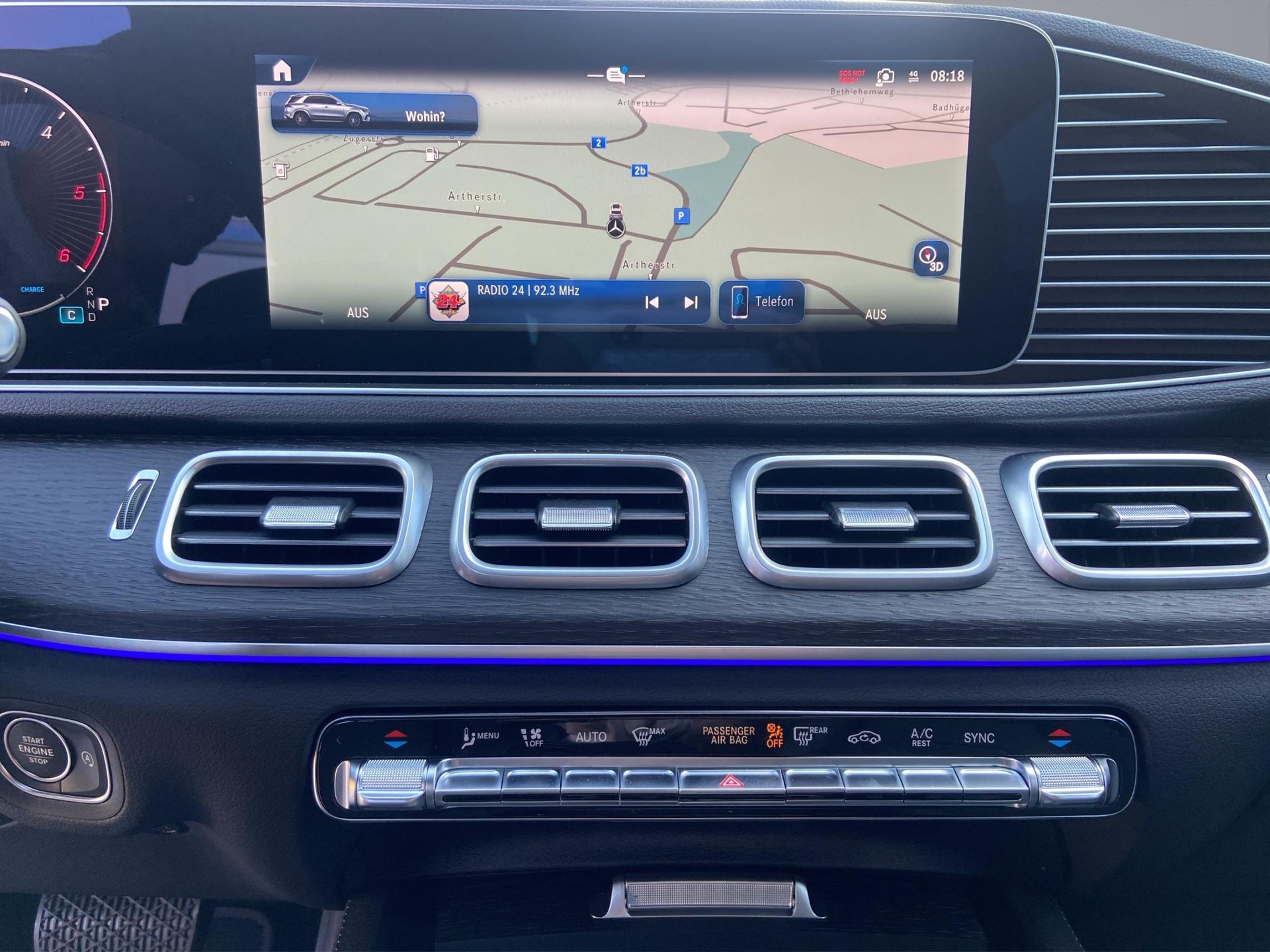 MERCEDES-BENZ GLE 300 d AMG Line 4matic-image-14