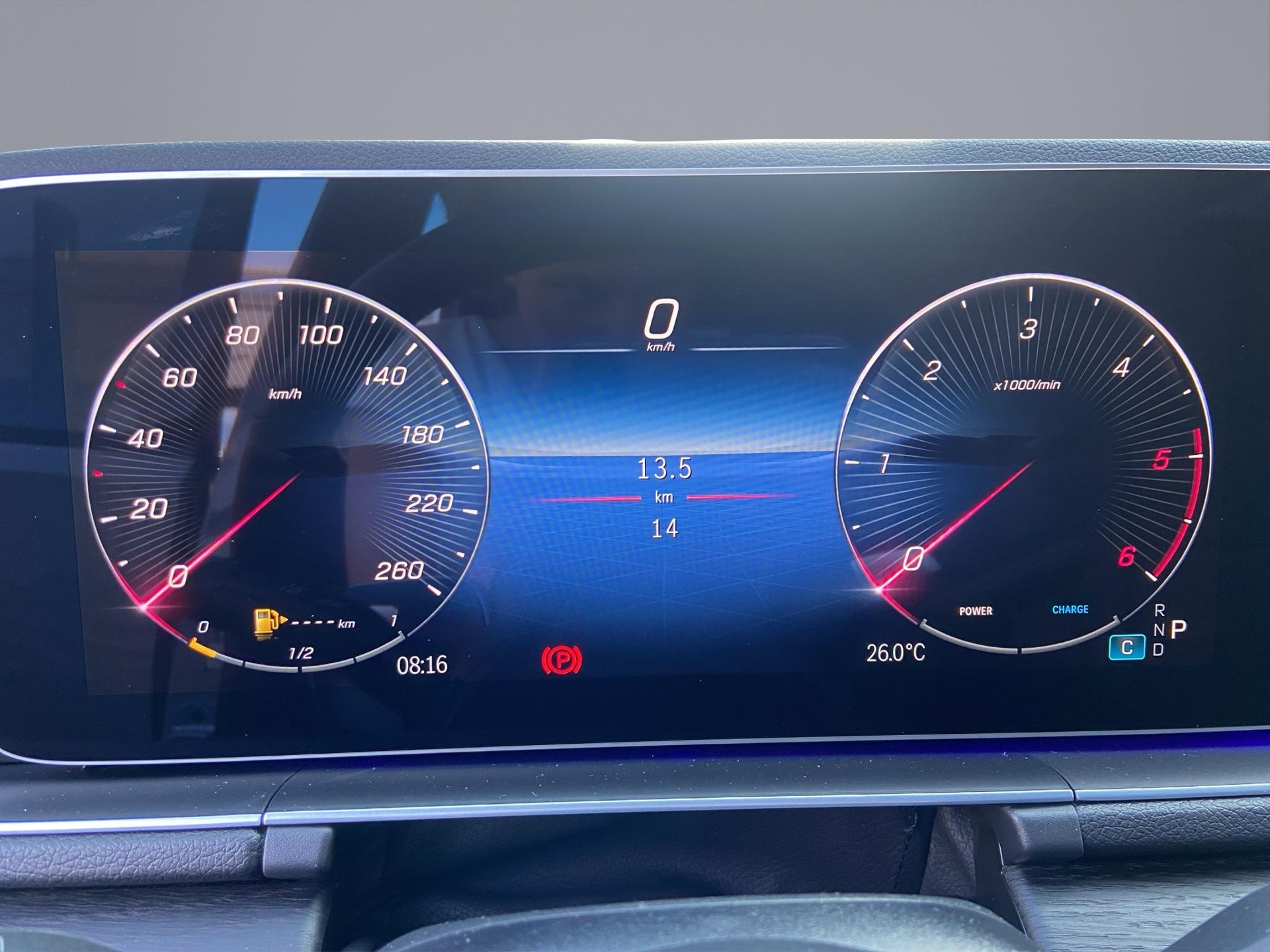 MERCEDES-BENZ GLE 300 d AMG Line 4matic-image-10