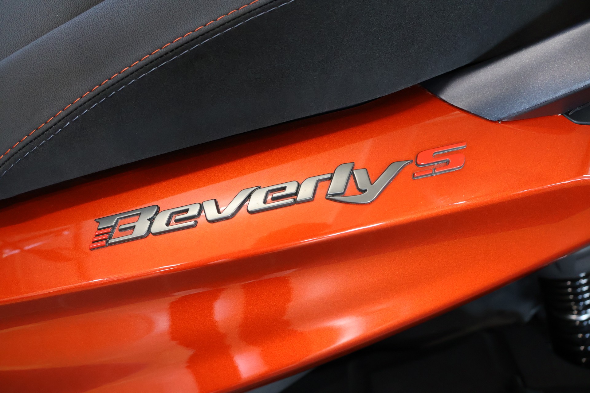 PIAGGIO Beverly 400 Sport-image-15