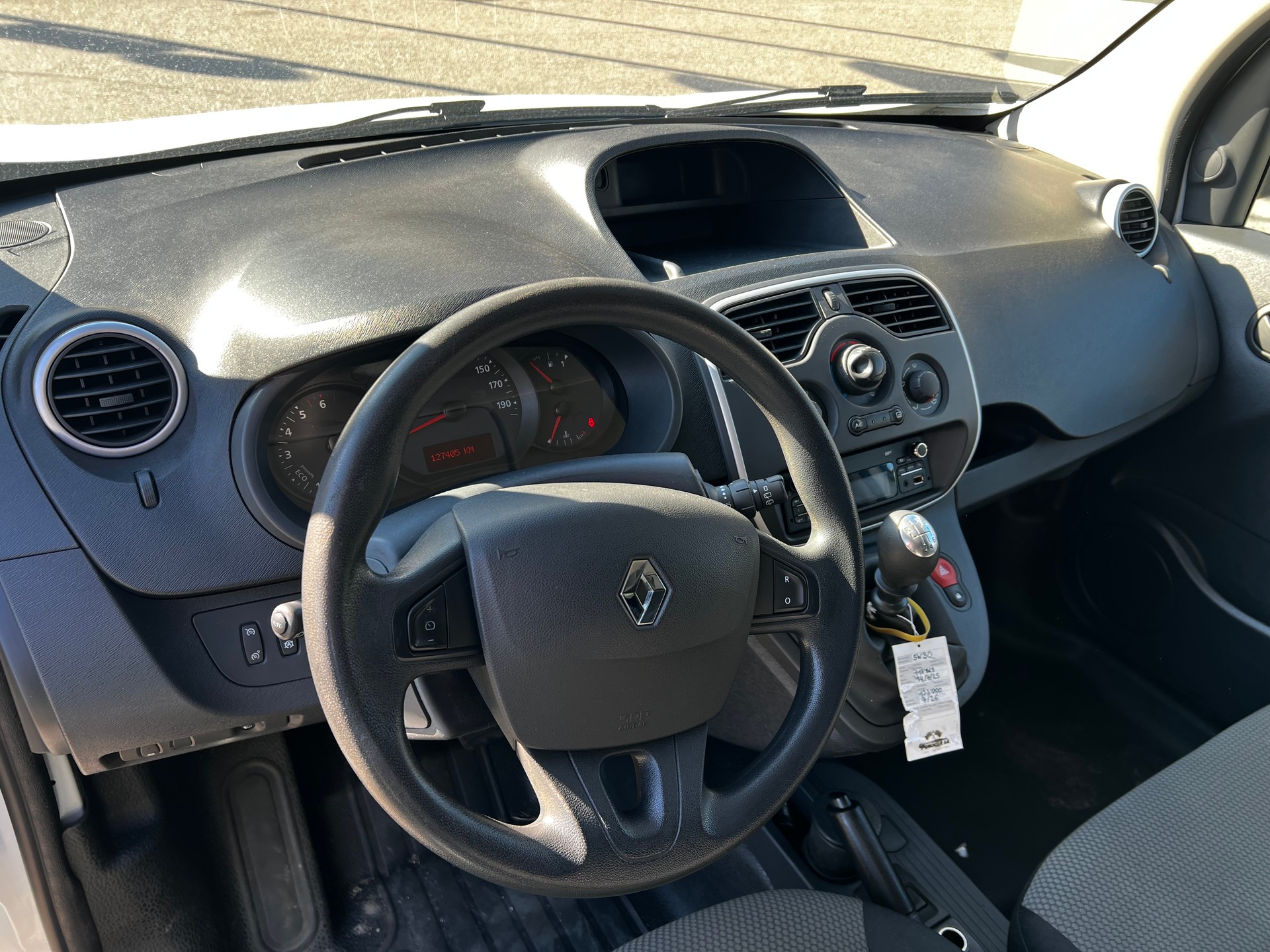 RENAULT Kangoo Medium TCe 115 ENERGY First Access-image-9