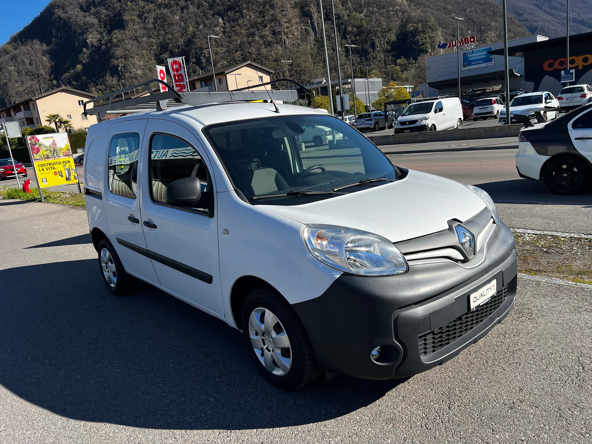 RENAULT Kangoo Medium TCe 115 ENERGY First Access-image-1