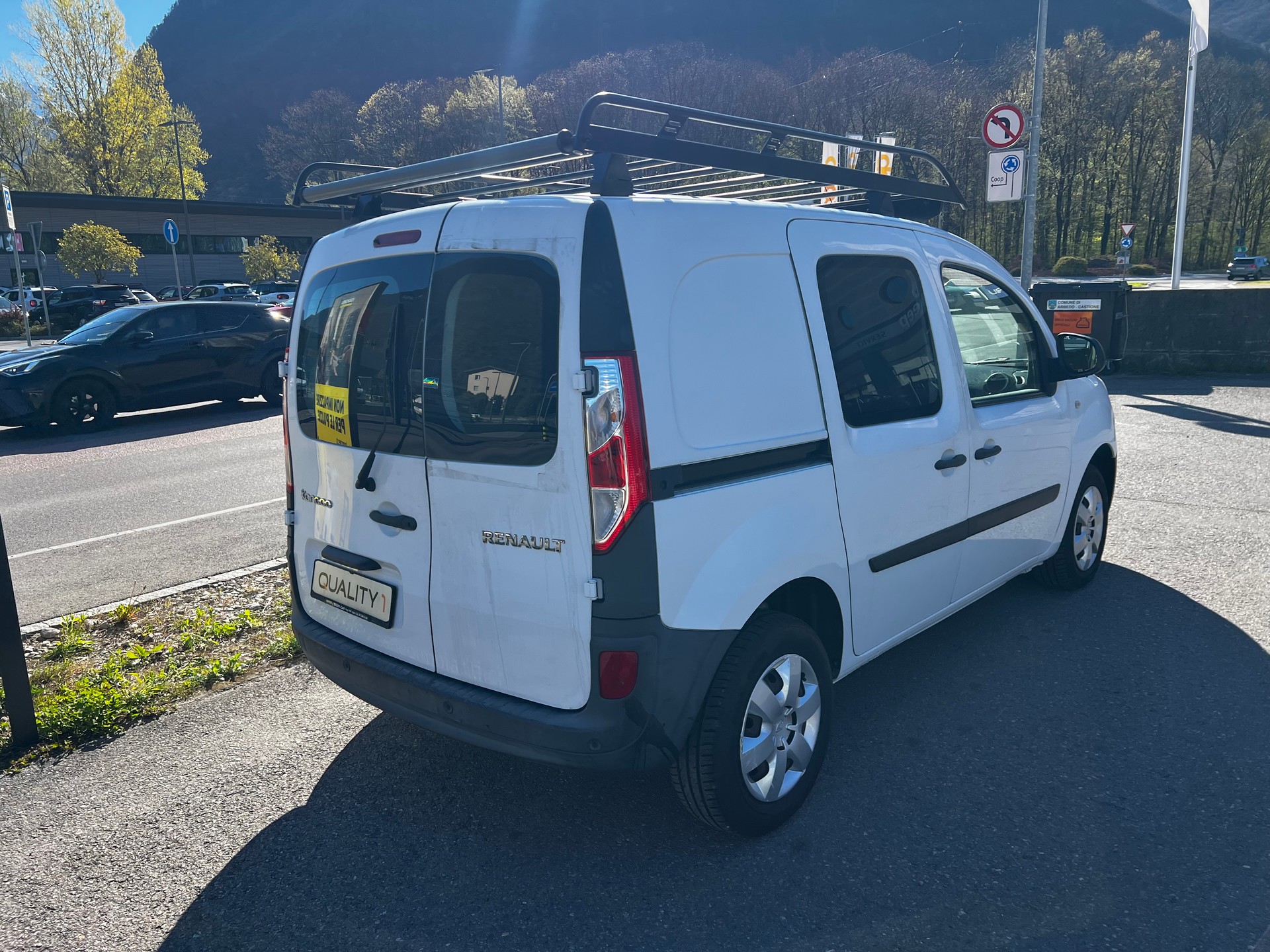 RENAULT Kangoo Medium TCe 115 ENERGY First Access-image-6
