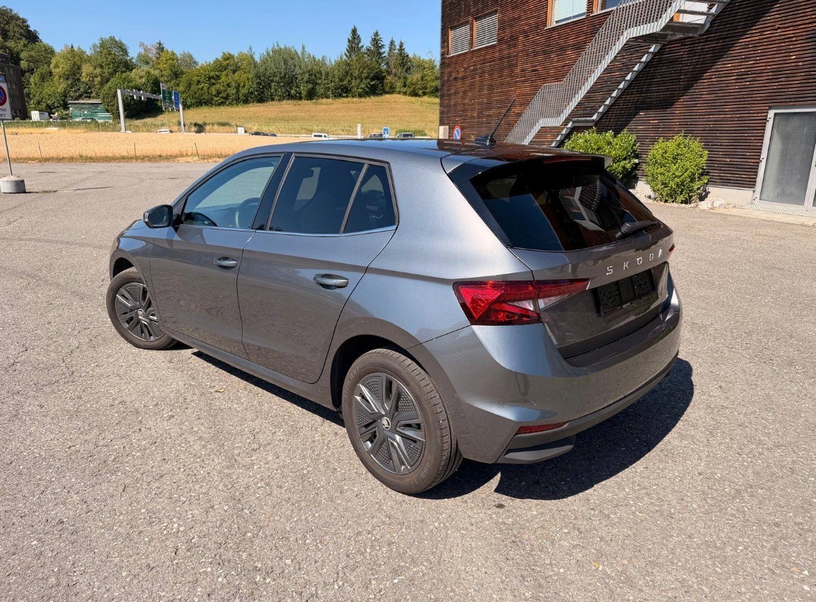 SKODA 1.5 TSI Dynamic DSG-image-2