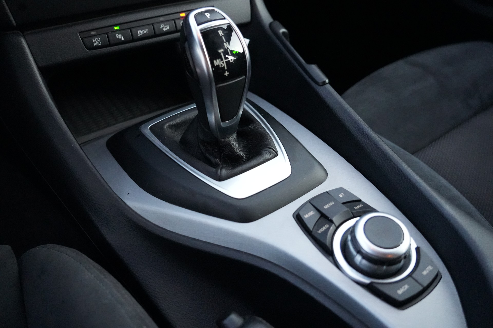 BMW X1 xDrive 20d Steptronic M Sport-image-14