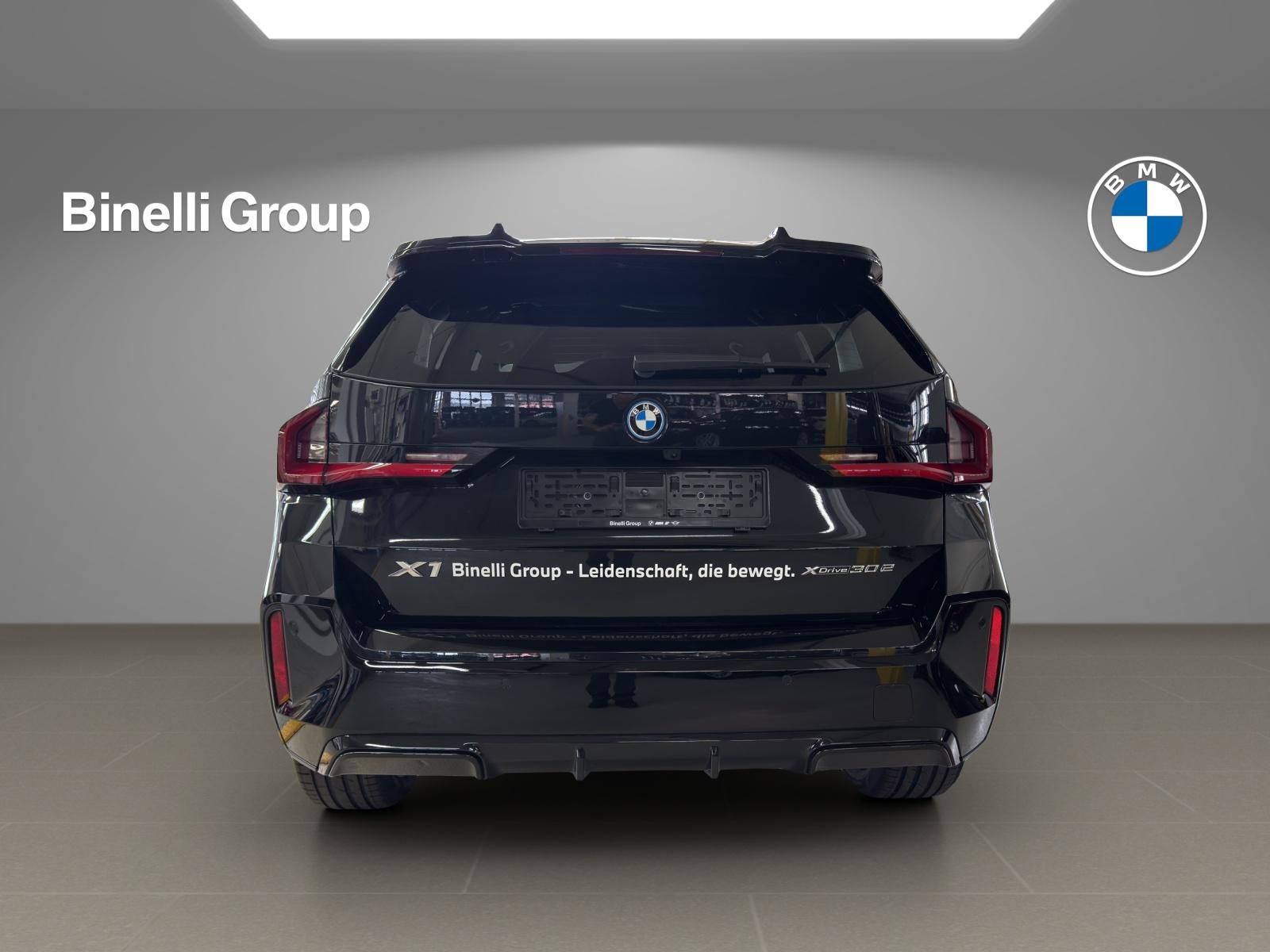 BMW X1 30e xDrive paddles-image-15