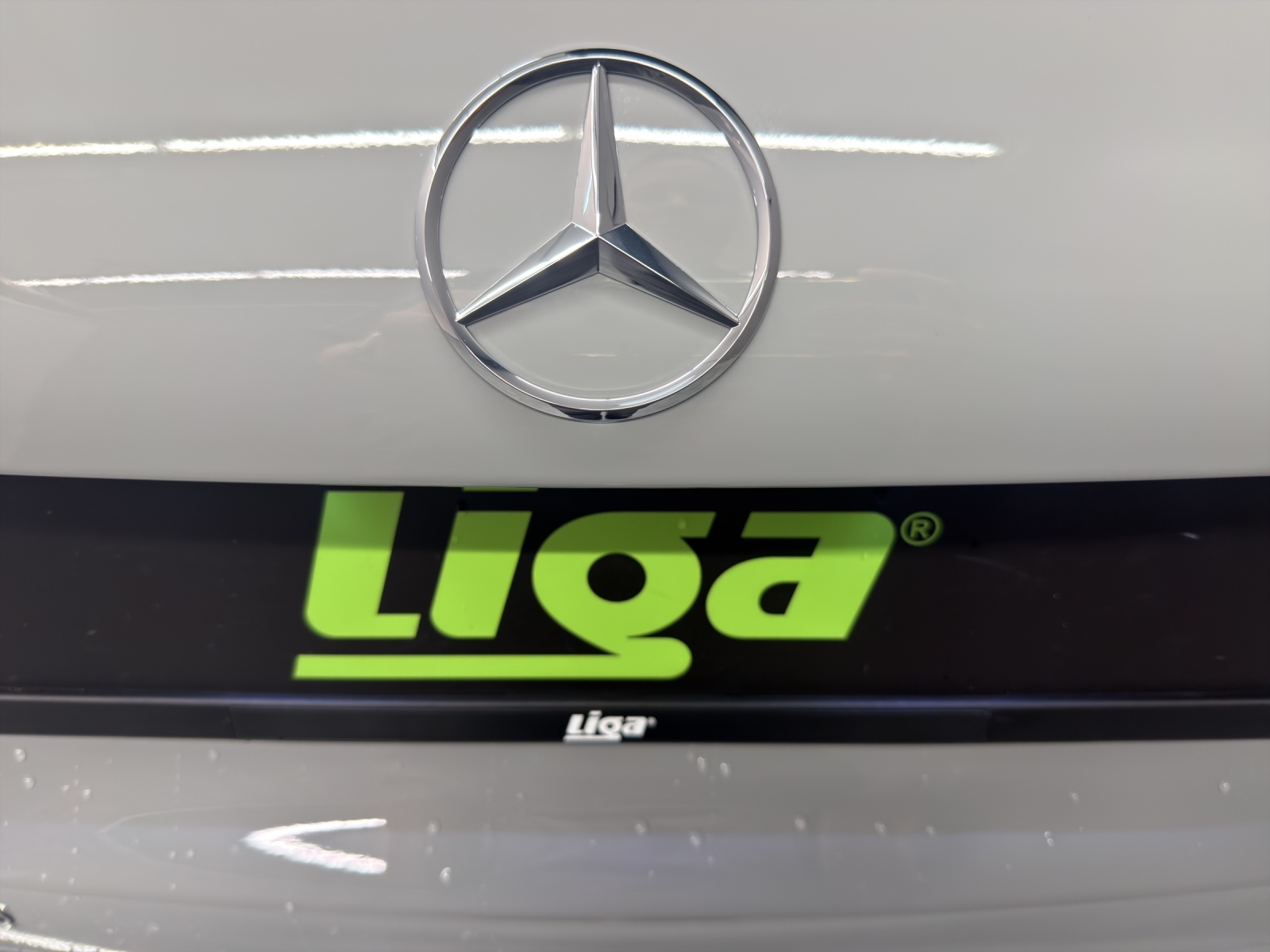 MERCEDES-BENZ A 250 e AMG Line EQ Star-image-14