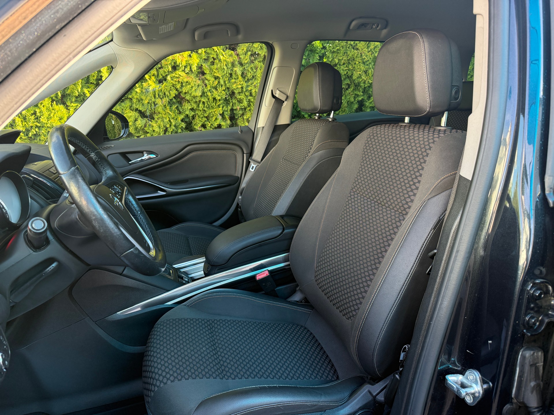 OPEL Zafira Tourer 2.0 CDTi Automatic / 7Plätzer-image-11