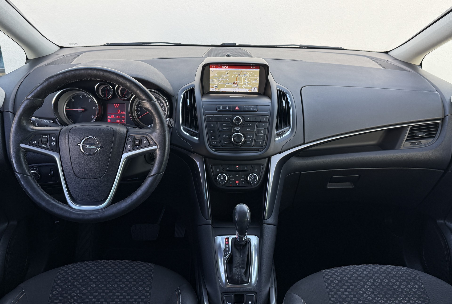 OPEL Zafira Tourer 2.0 CDTi Automatic / 7Plätzer-image-17