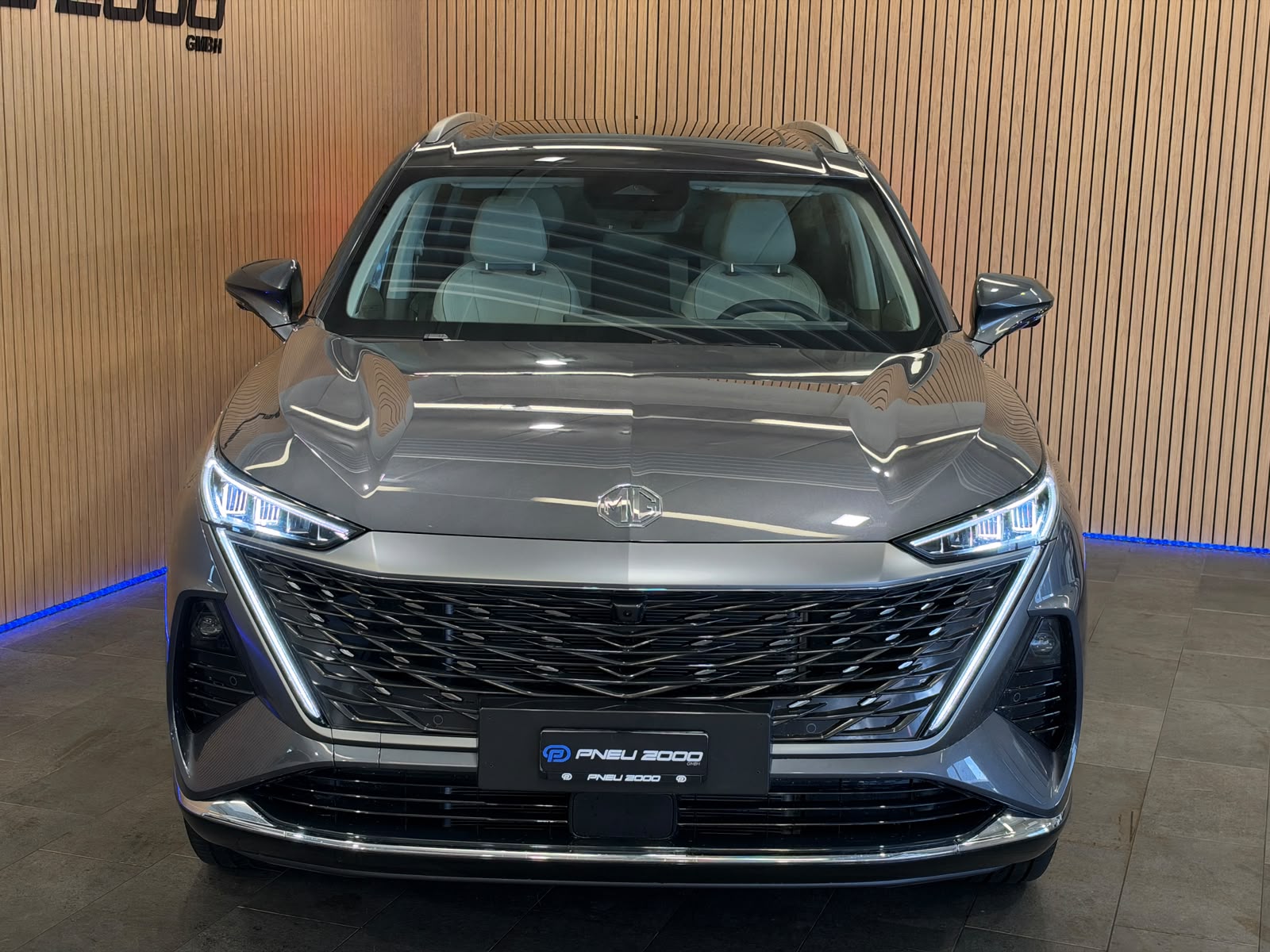 MG S9 1.5 TGDI PHEV Premium / Camden Grey-showroom-element-1