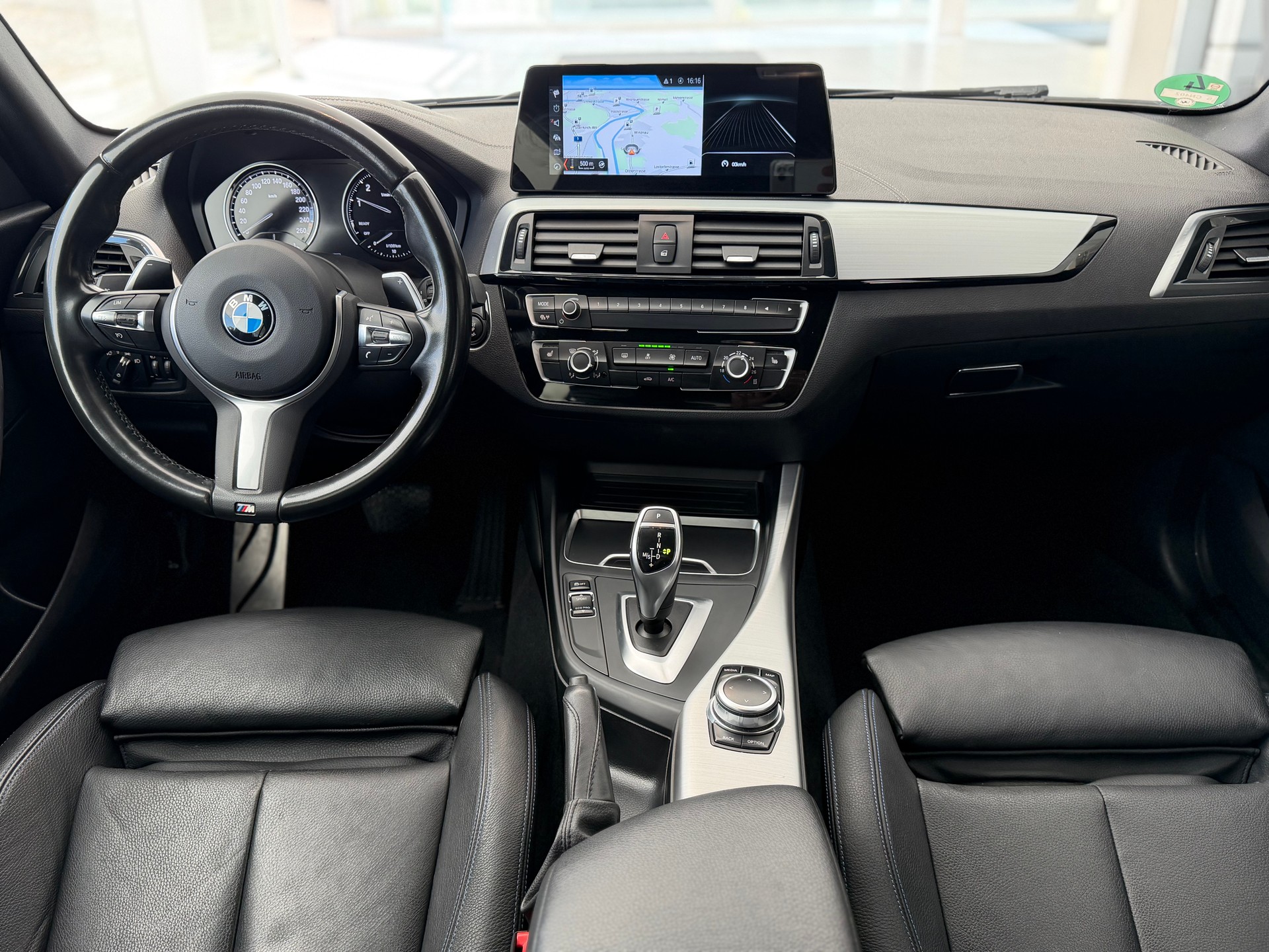BMW 120i Edition M Sport Steptronic **Frisch ab MFK**-image-13