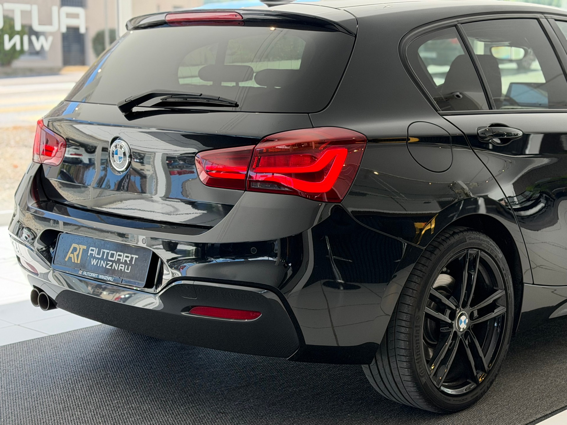 BMW 120i Edition M Sport Steptronic **Frisch ab MFK**-image-7