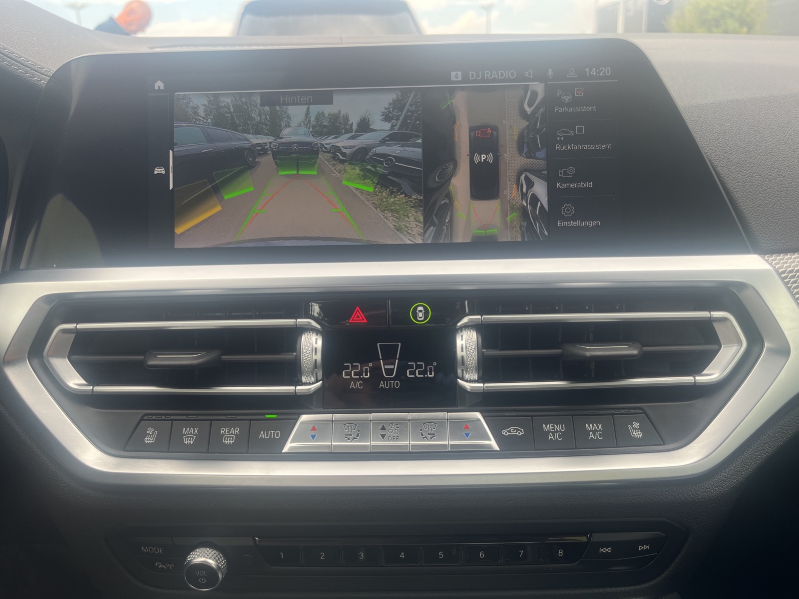 BMW M440i xDrive 48V Cabriolet Steptronic-image-14