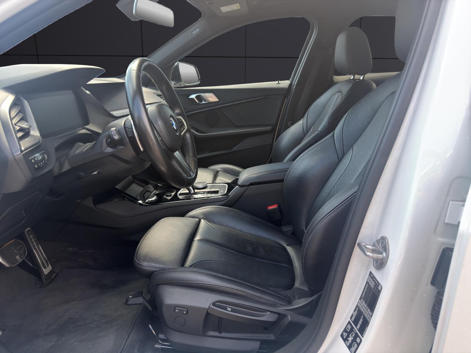 BMW 120d xDrive SAG-image-9