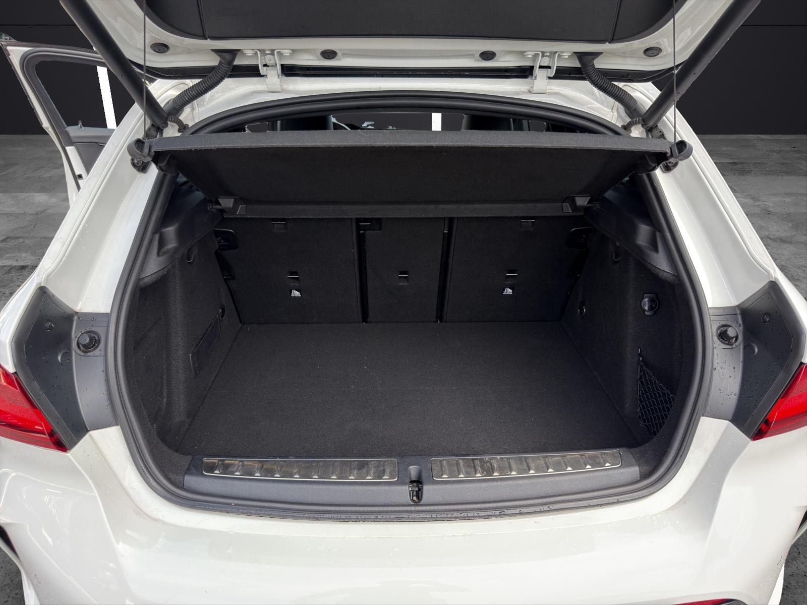 BMW 120d xDrive SAG-image-16