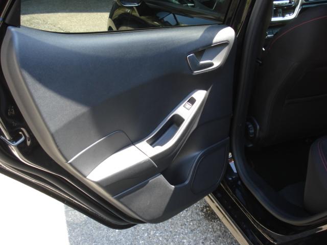 FORD Fiesta 1.0 EcoB Hybrid ST-Line X-image-5