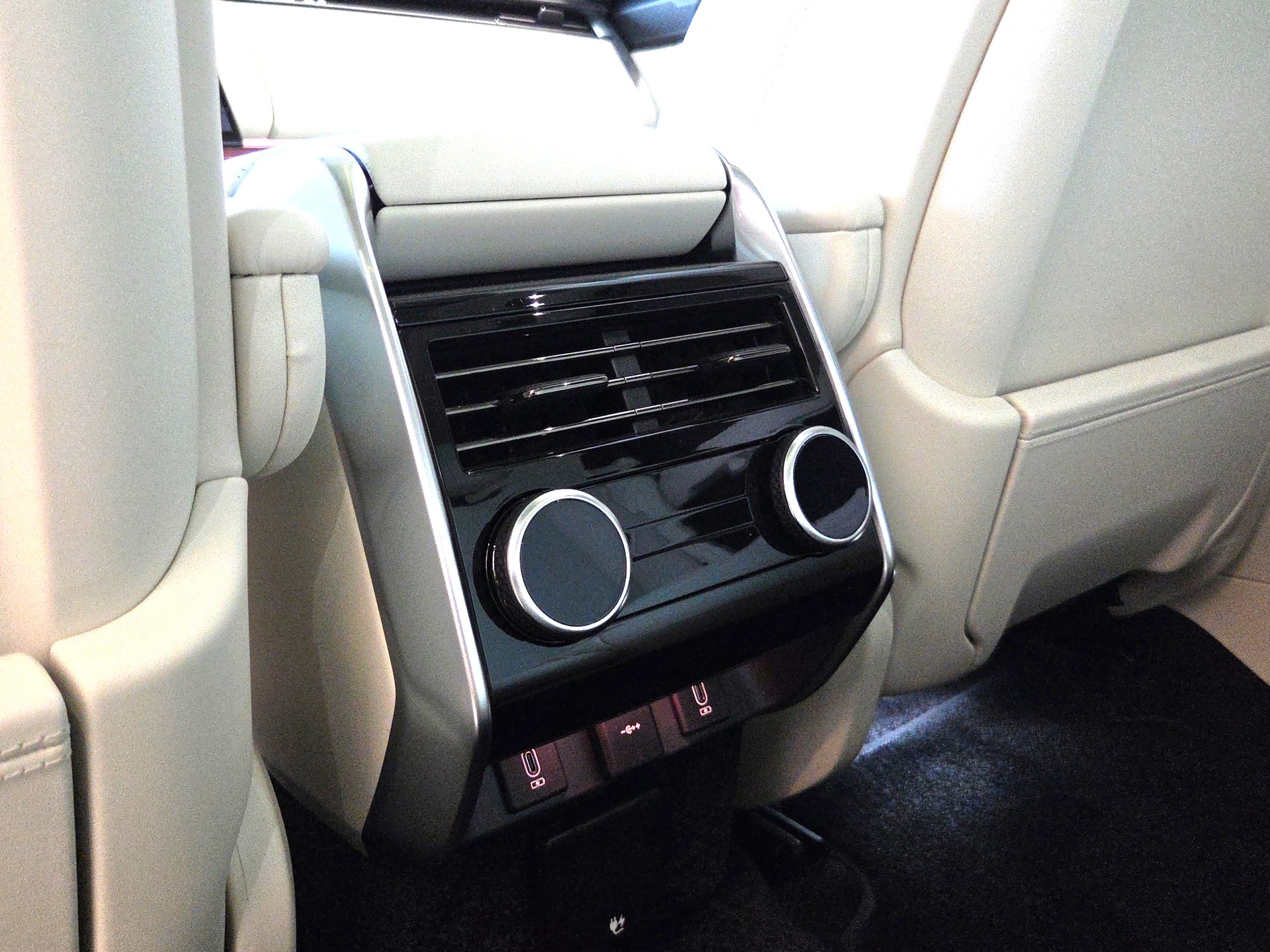 LAND ROVER Range Rover P460e Si6 PHEV Autobiography Automatic-image-12