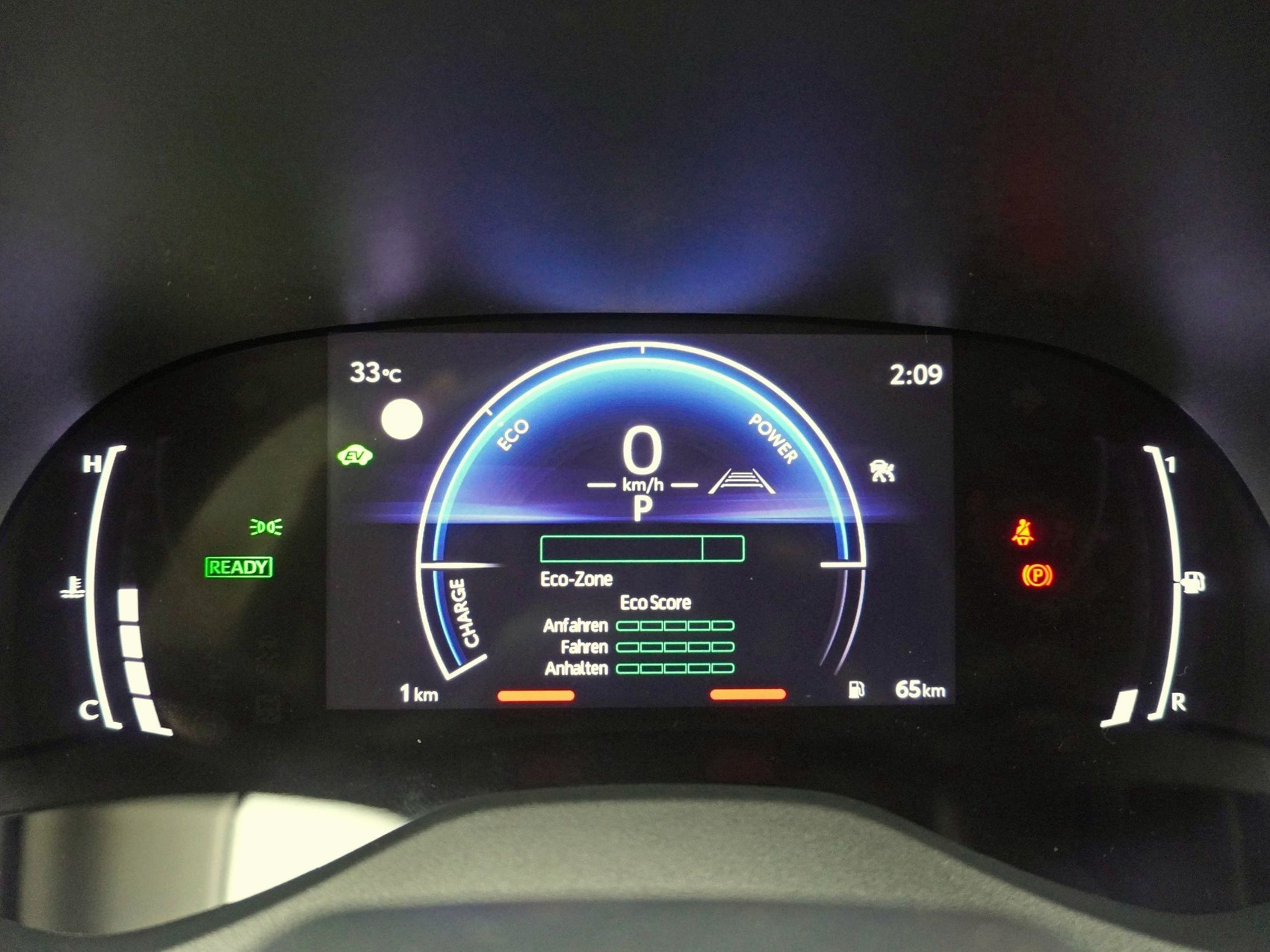 TOYOTA Yaris 1.5 VVT-i HSD Trend-image-10