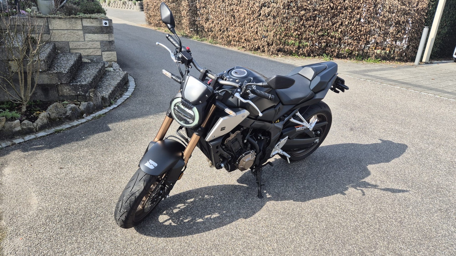 HONDA CB 650 R