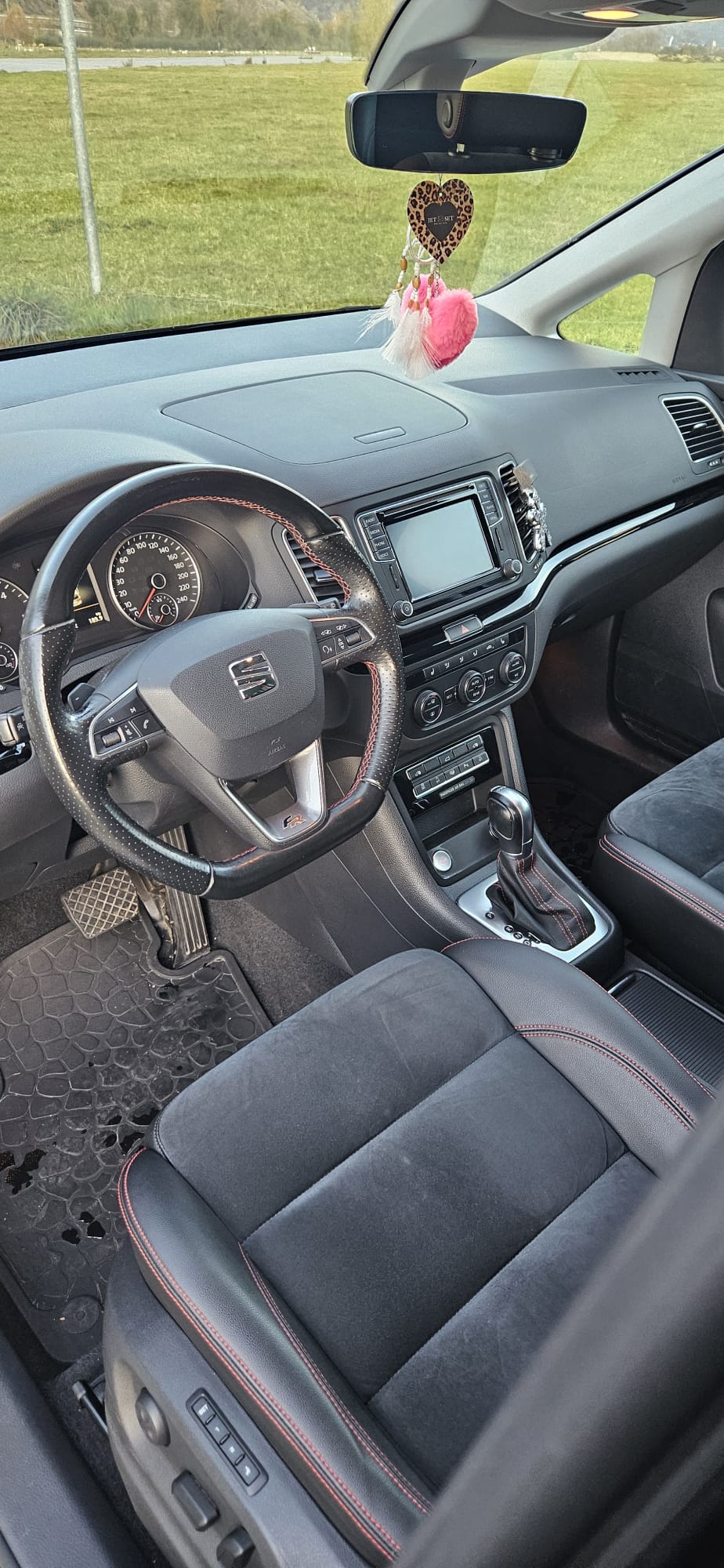 SEAT 2.0 TDI 184 FR Li. 4x4 DSG S/S-image-2
